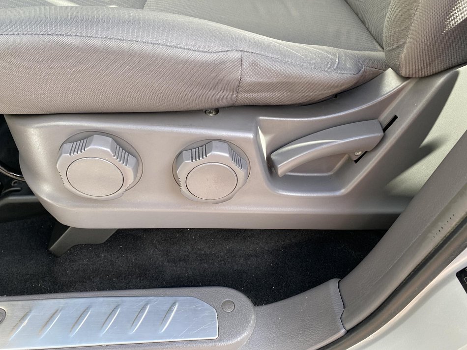 SsangYong Rodius 2.2e-XDi  7míst