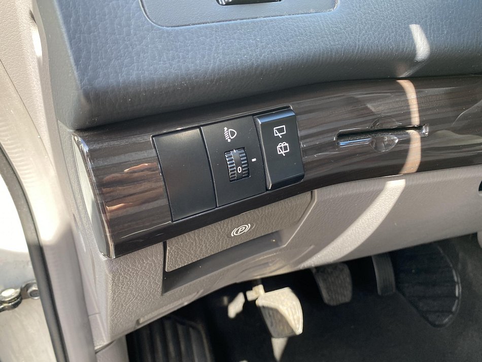 SsangYong Rodius 2.2e-XDi  7míst