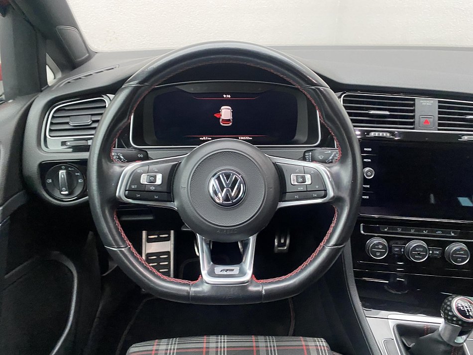 Volkswagen Golf 2.0 TSi GTi