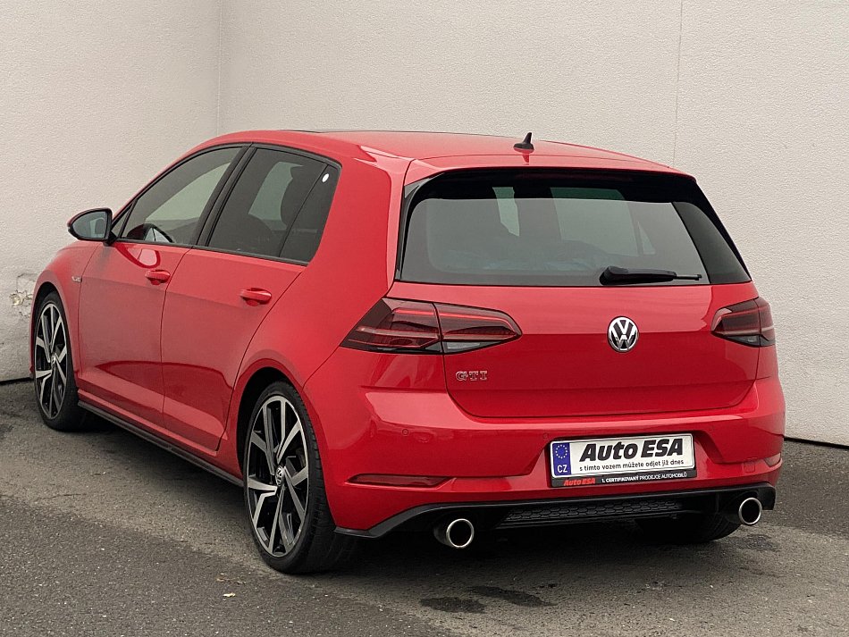 Volkswagen Golf 2.0 TSi GTi