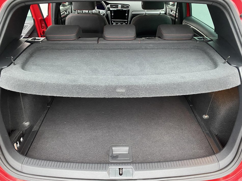 Volkswagen Golf 2.0 TSi GTi