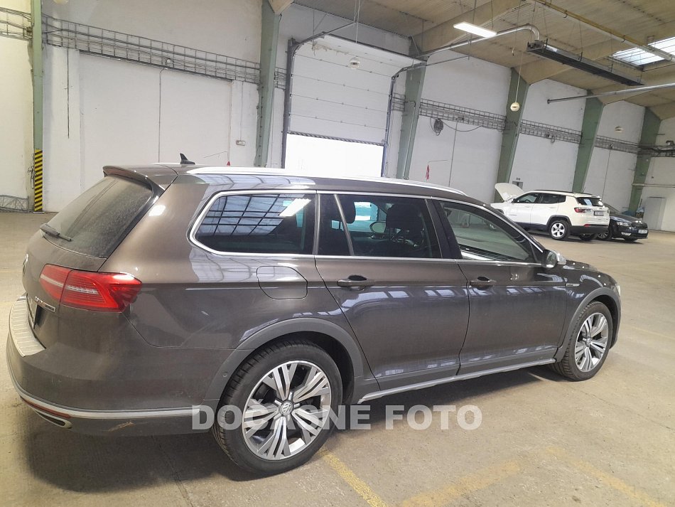 Volkswagen Passat 2.0 Bi- TDi  4x4