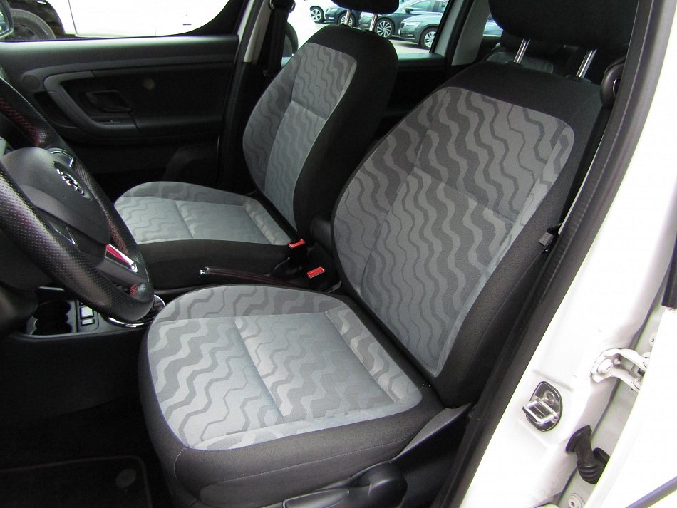 Škoda Roomster 1.2 TSi 