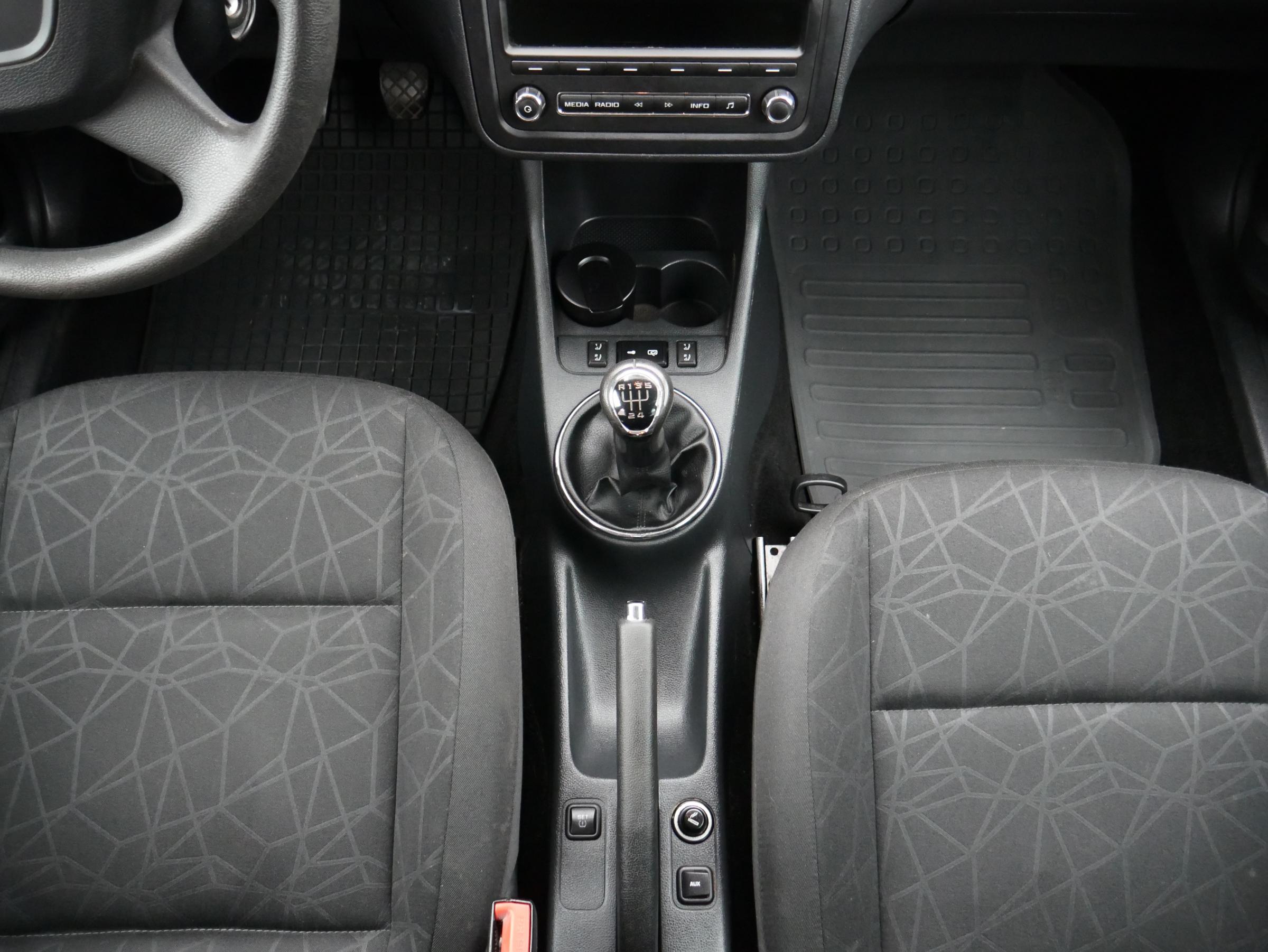 Škoda Fabia II, 2012 - pohled č. 14