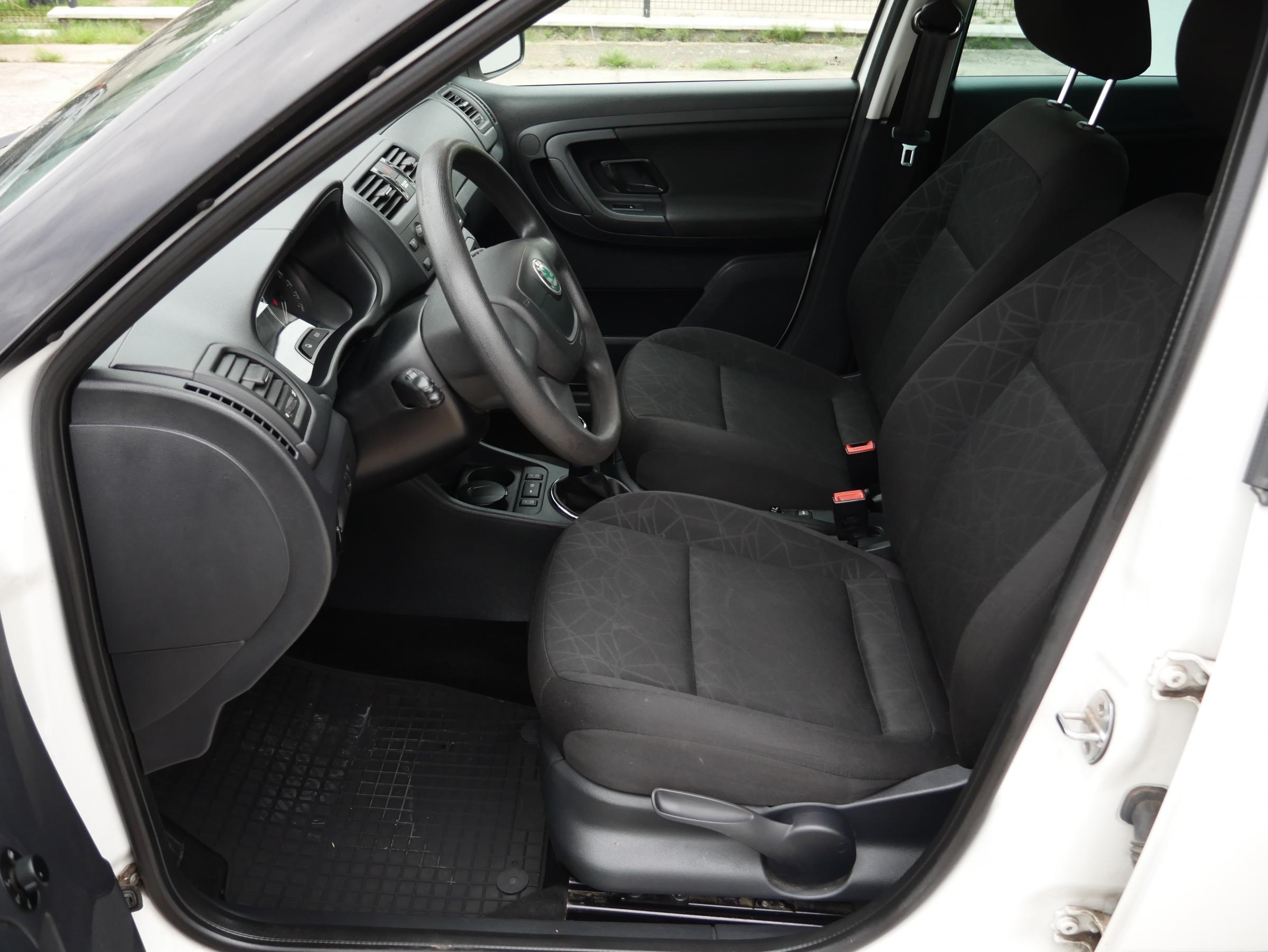 Škoda Fabia II, 2012 - pohled č. 15