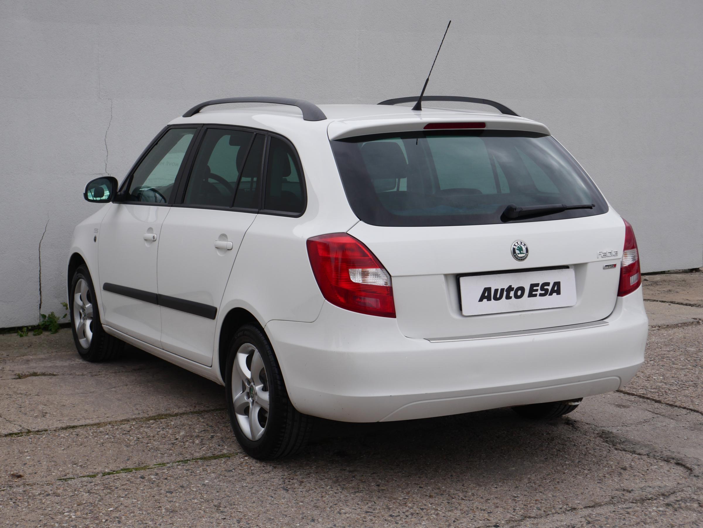 Škoda Fabia II, 2012 - pohled č. 4