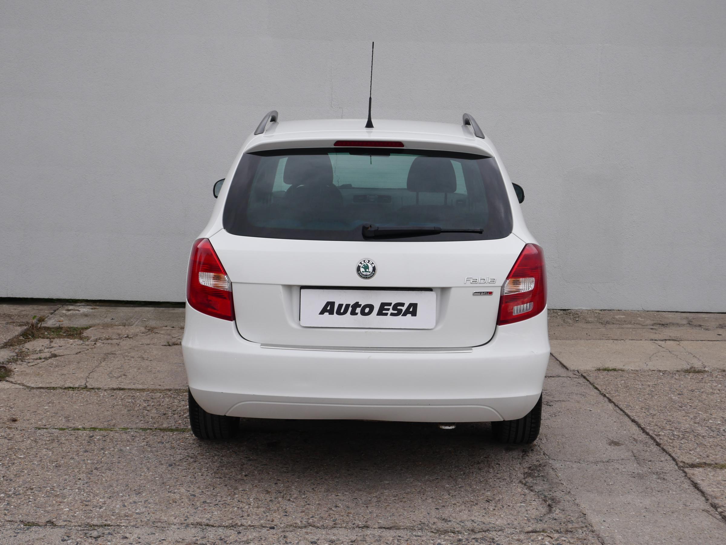 Škoda Fabia II, 2012 - pohled č. 5