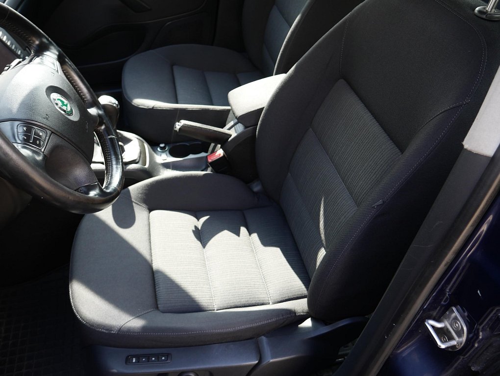 Škoda Octavia II 2.0 FSI 