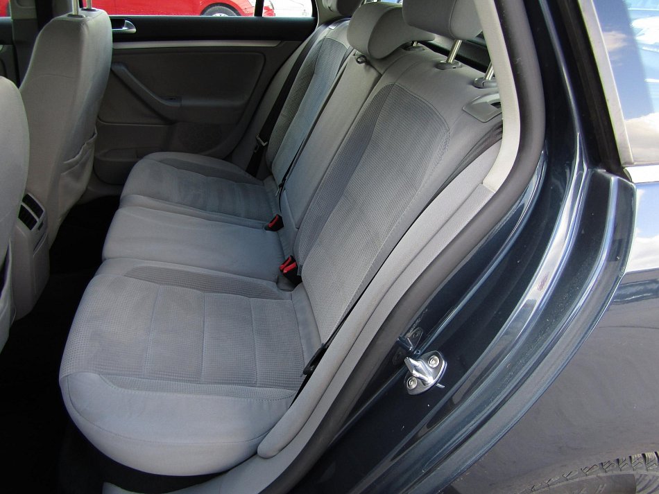Volkswagen Golf 1.9 TDi 