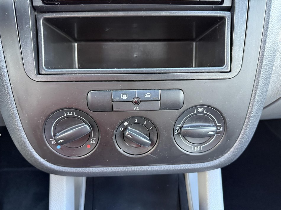 Volkswagen Golf 1.9 TDi 