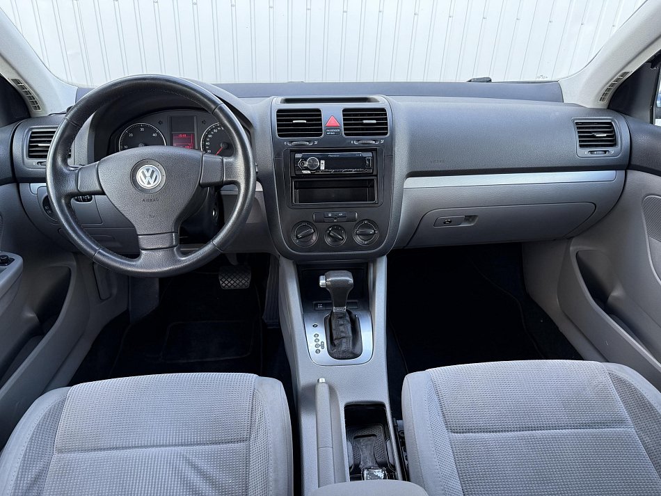 Volkswagen Golf 1.9 TDi 