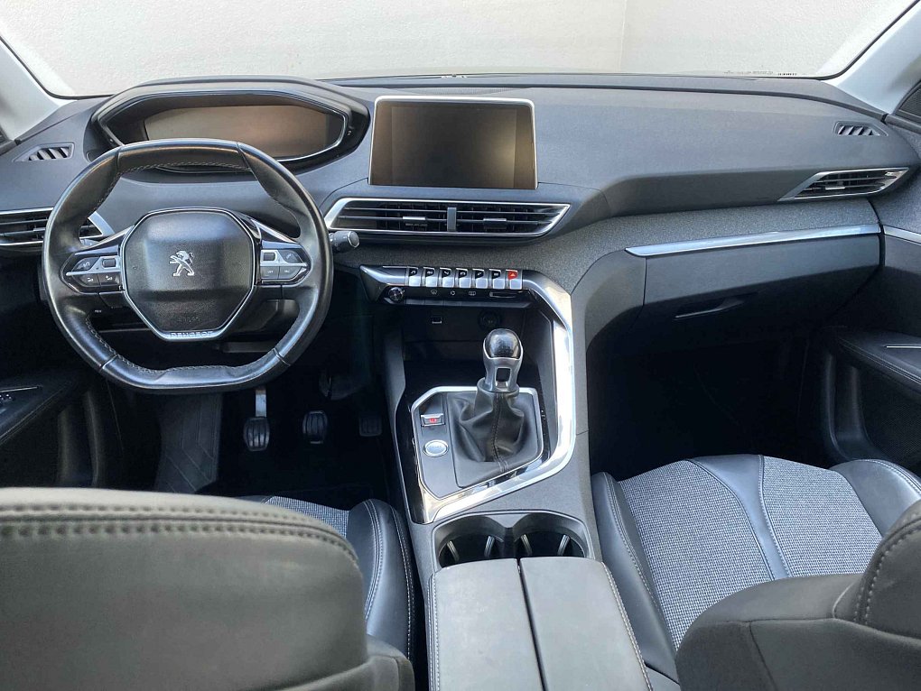 Peugeot 3008 1.6 HDi Allure