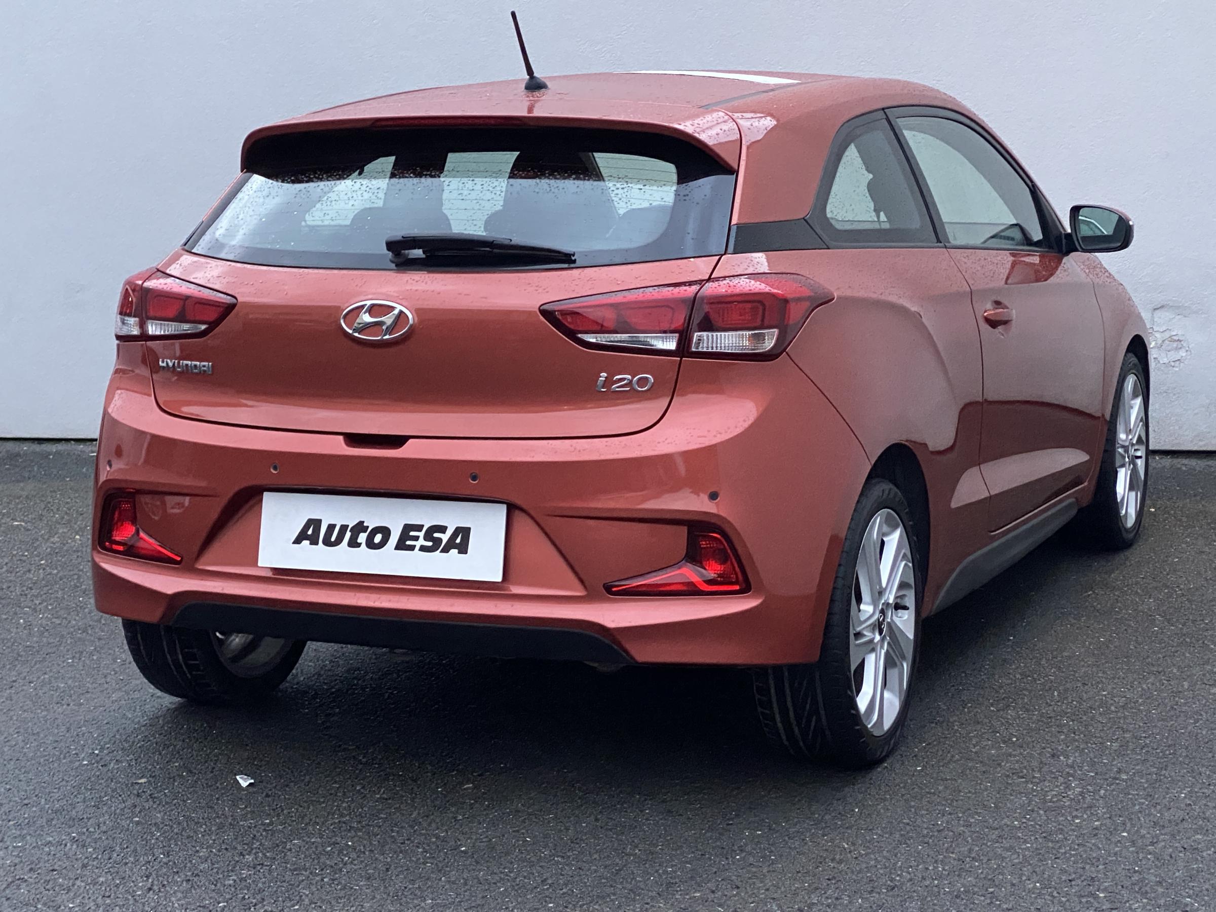 Hyundai i20, 2015 - pohled č. 4