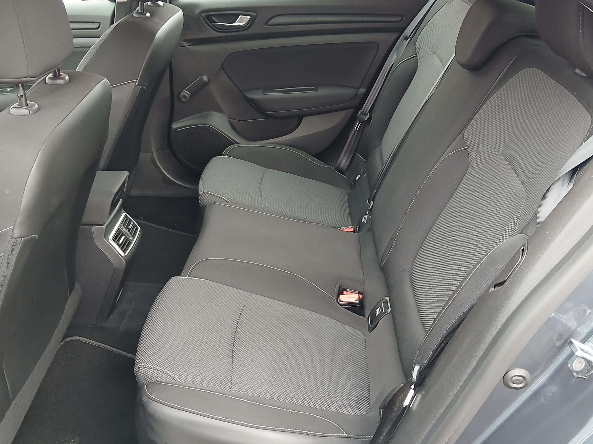 Renault Mégane, 2017 - pohled č. 10