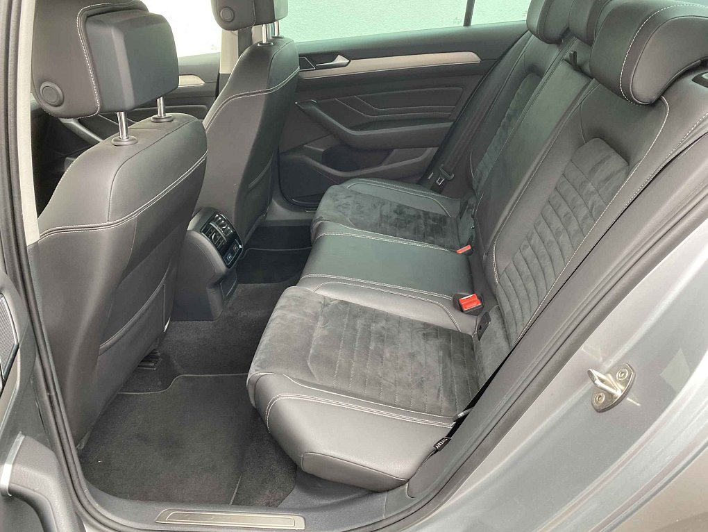 Volkswagen Passat 2.0TDi Elegance