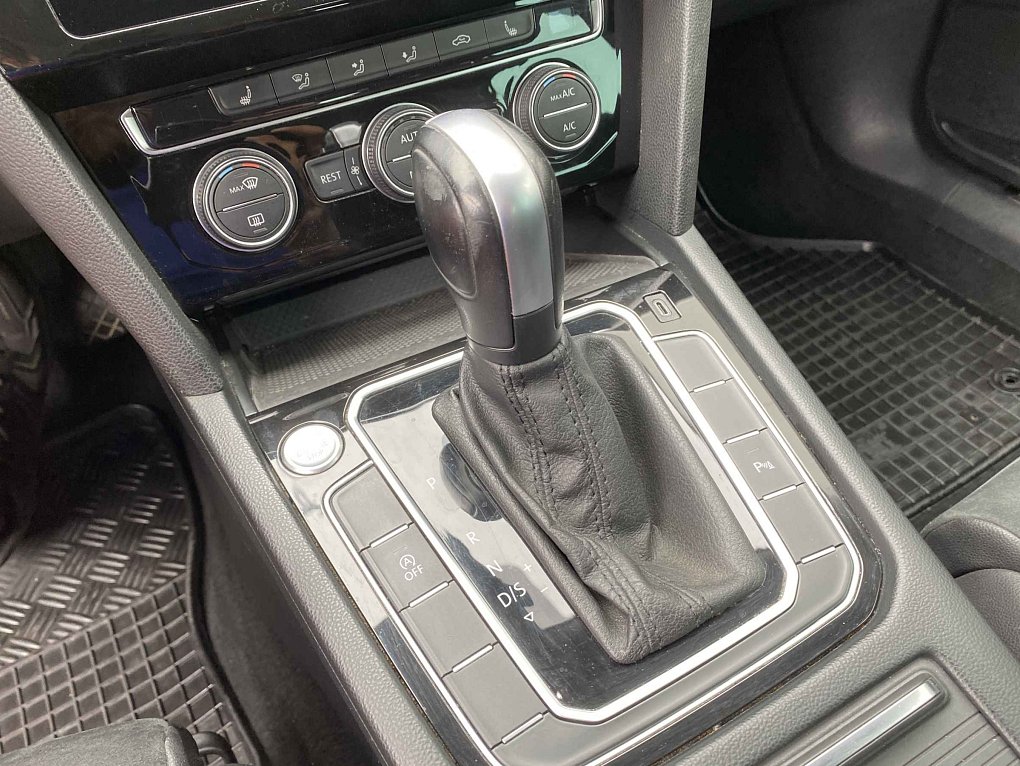 Volkswagen Passat 2.0TDi Elegance