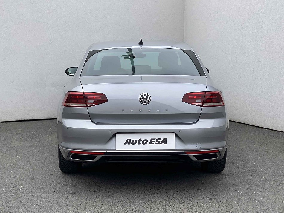 Volkswagen Passat 2.0TDi Elegance