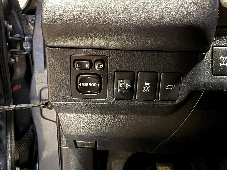 Toyota RAV4 2.2 d-cti  4x4