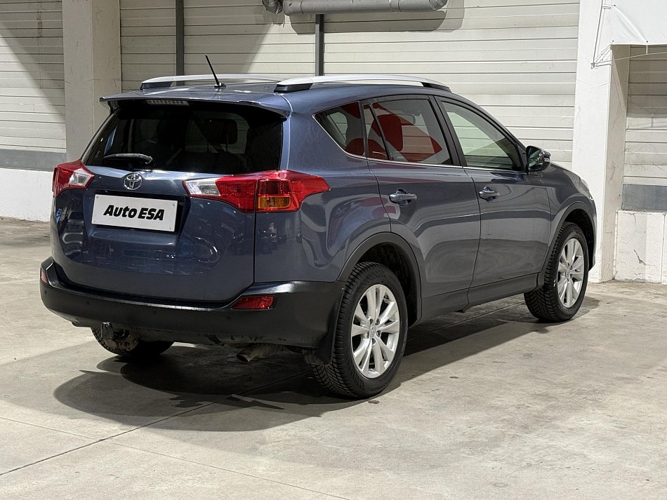 Toyota RAV4 2.2 d-cti  4x4