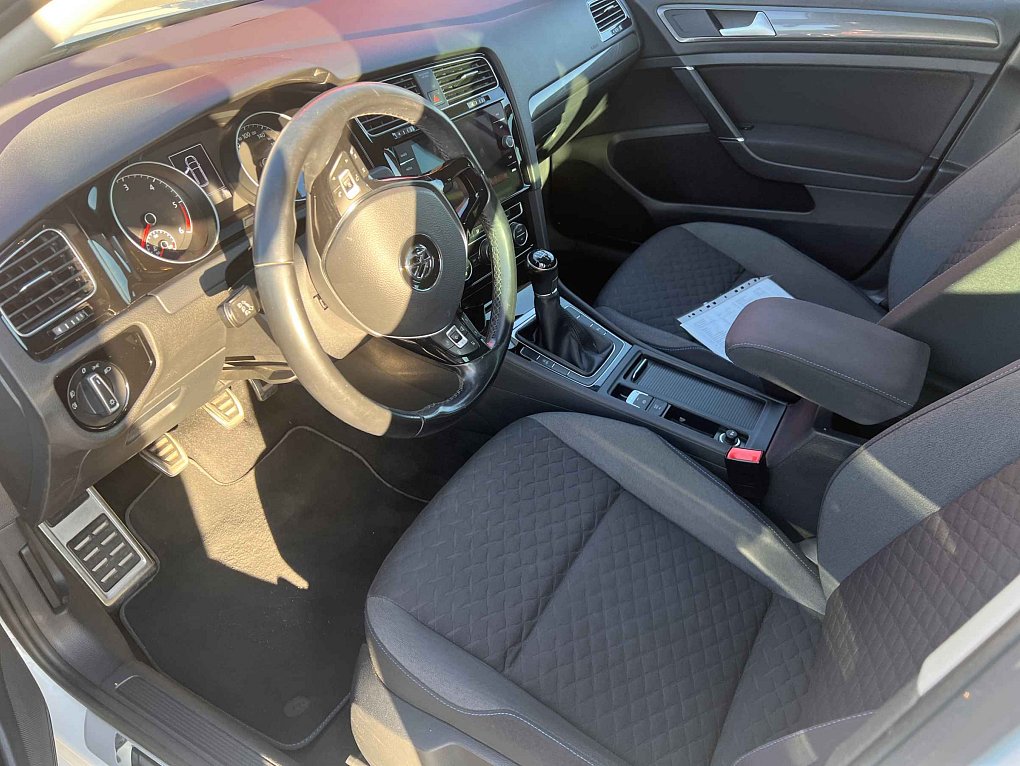 Volkswagen Golf 2.0 TDi Join