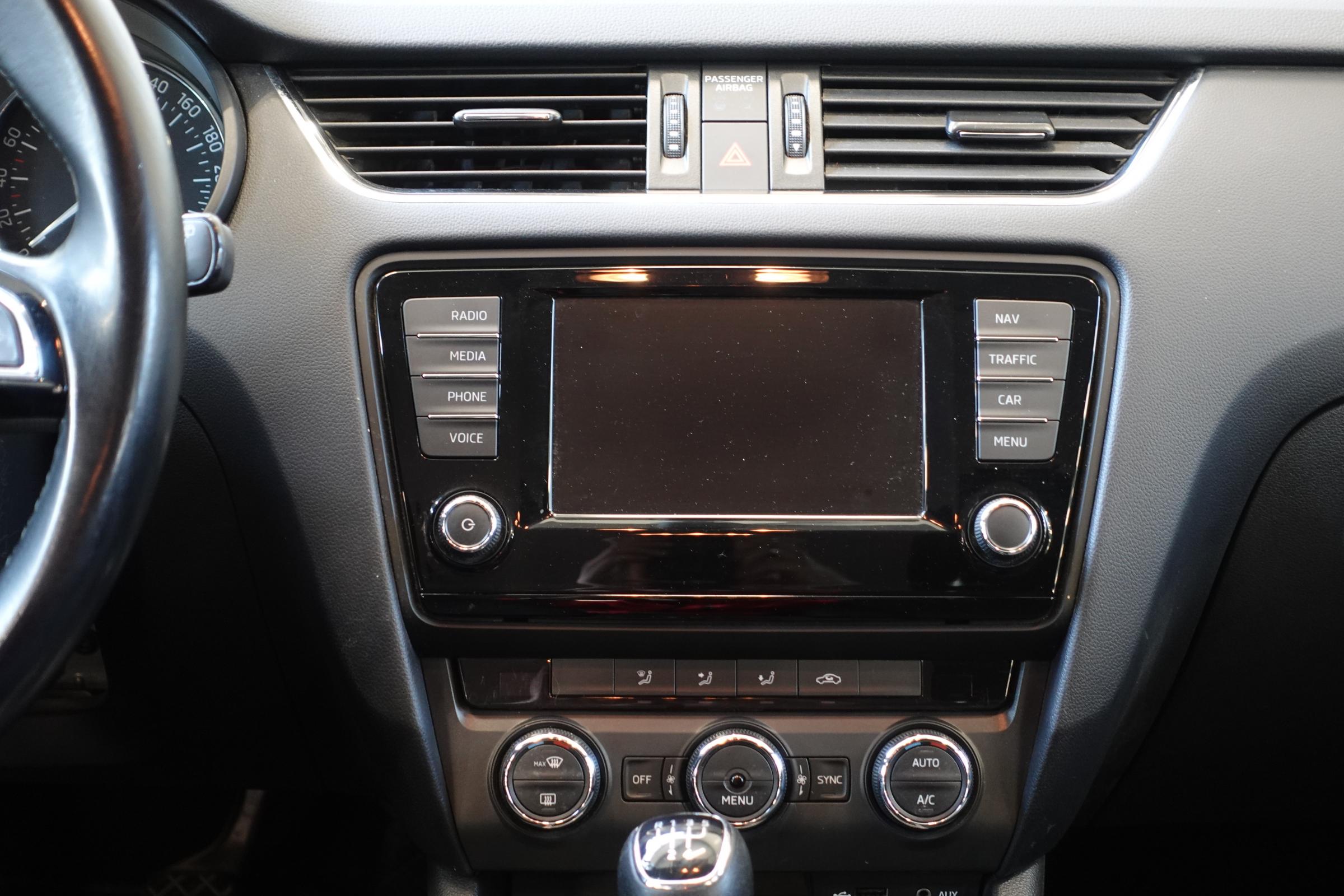 Škoda Octavia III, 2016 - pohled č. 10