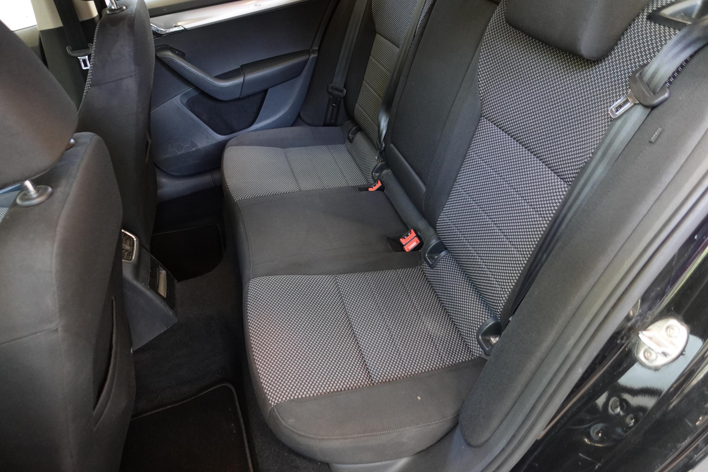 Škoda Octavia III, 2016 - pohled č. 12