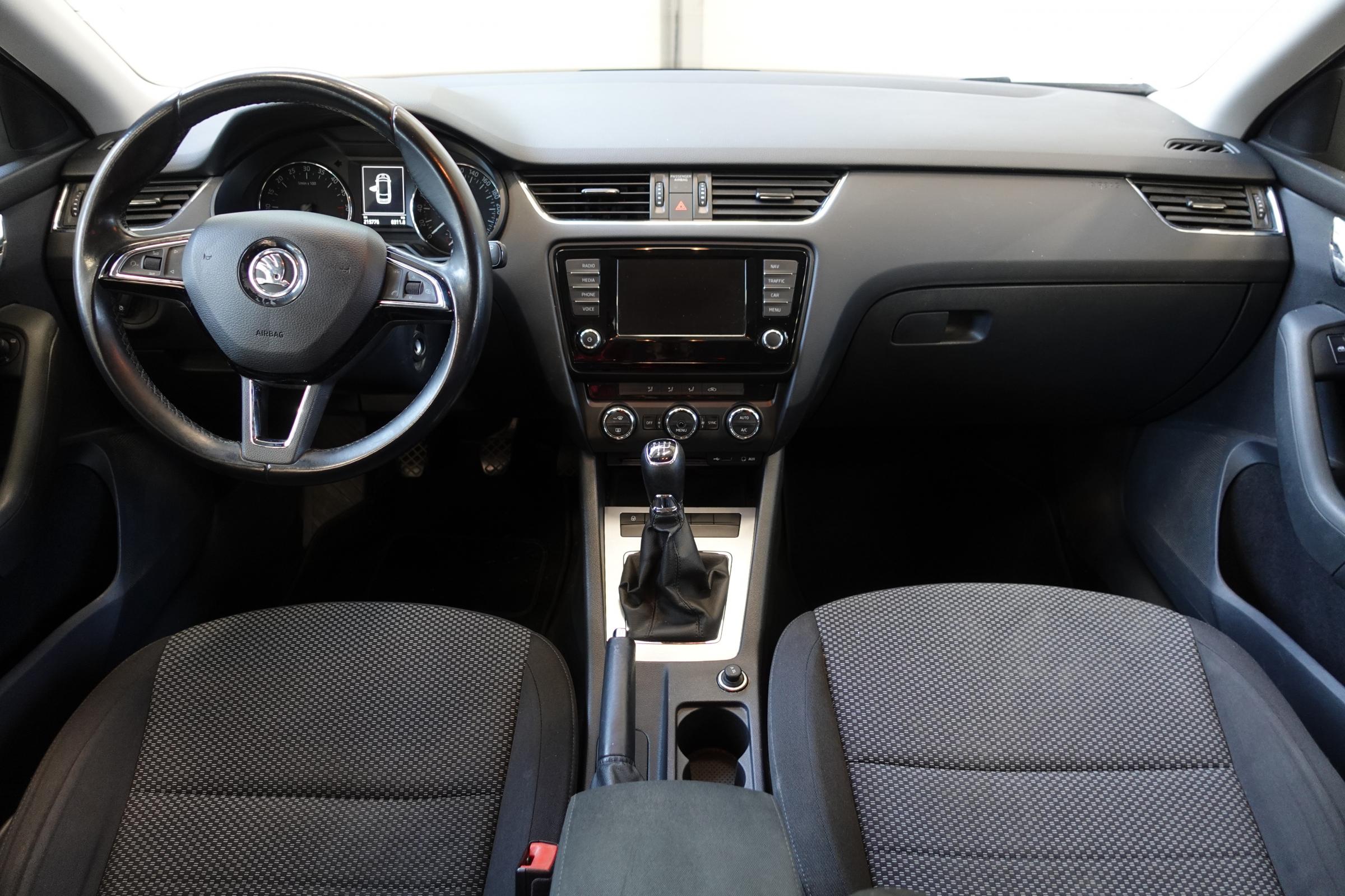 Škoda Octavia III, 2016 - pohled č. 9