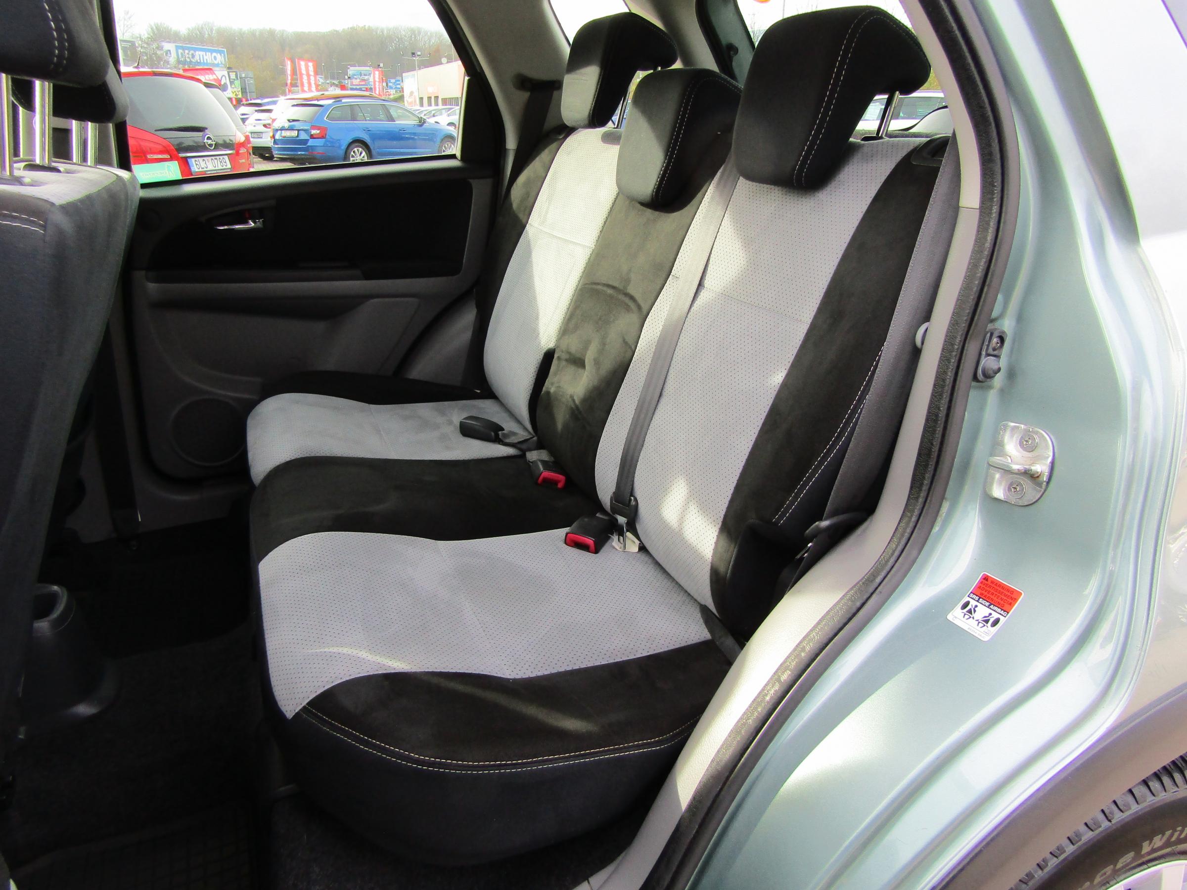 Suzuki SX4, 2011 - pohled č. 10