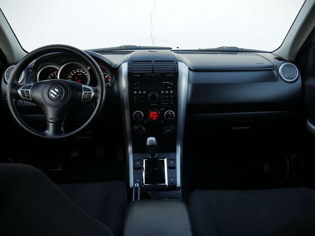 Suzuki Grand Vitara 2.4.i  4x4