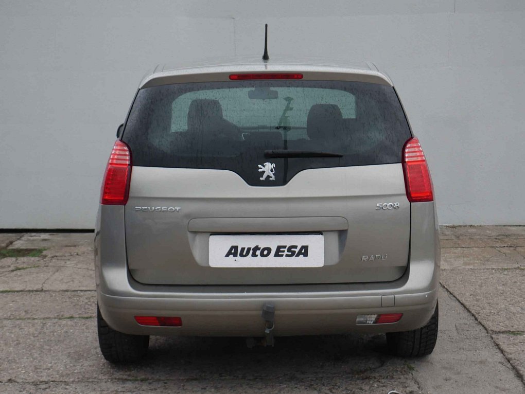 Peugeot 5008 1.6 i 