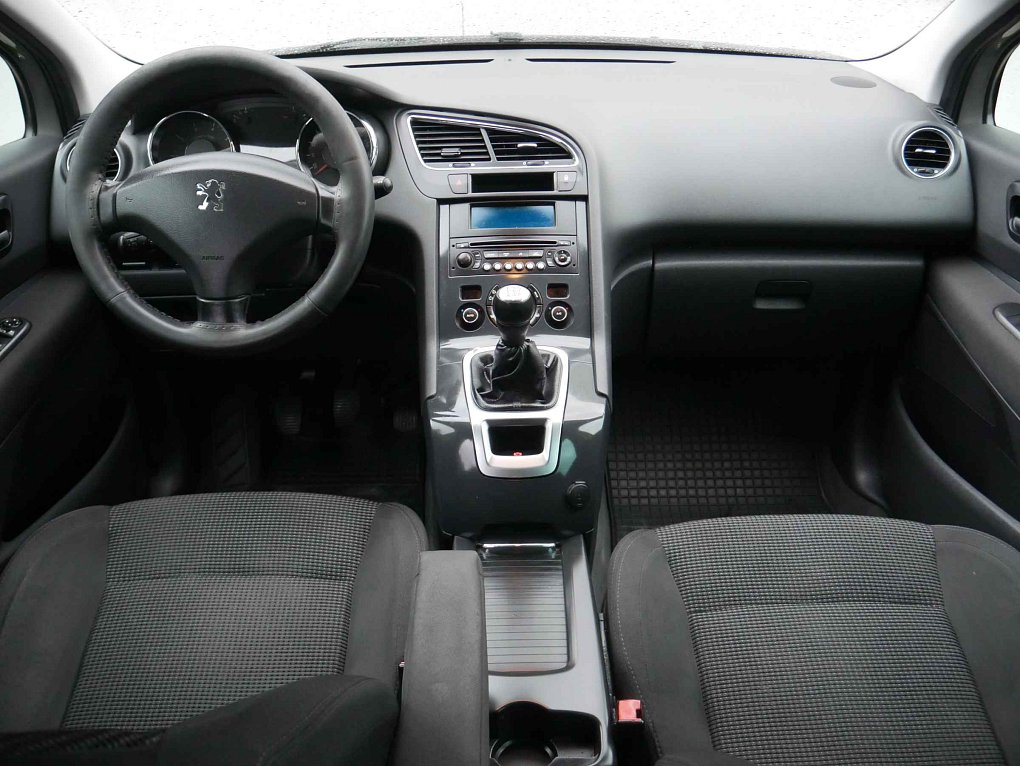 Peugeot 5008 1.6 i 