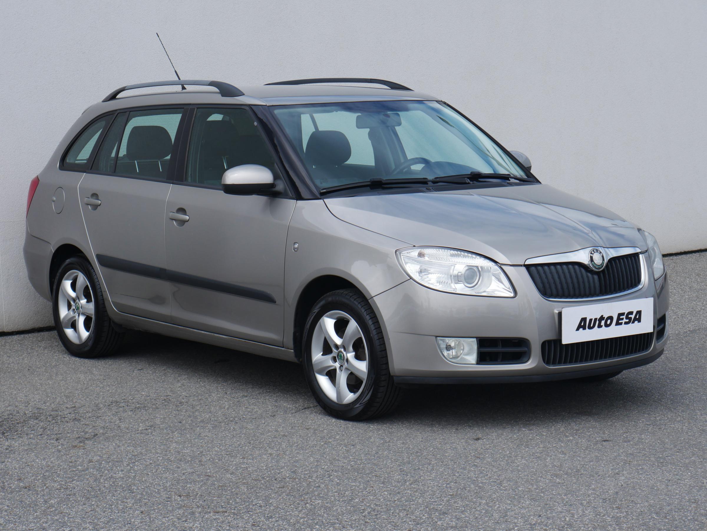 Škoda Fabia II, 2008 - celkový pohled