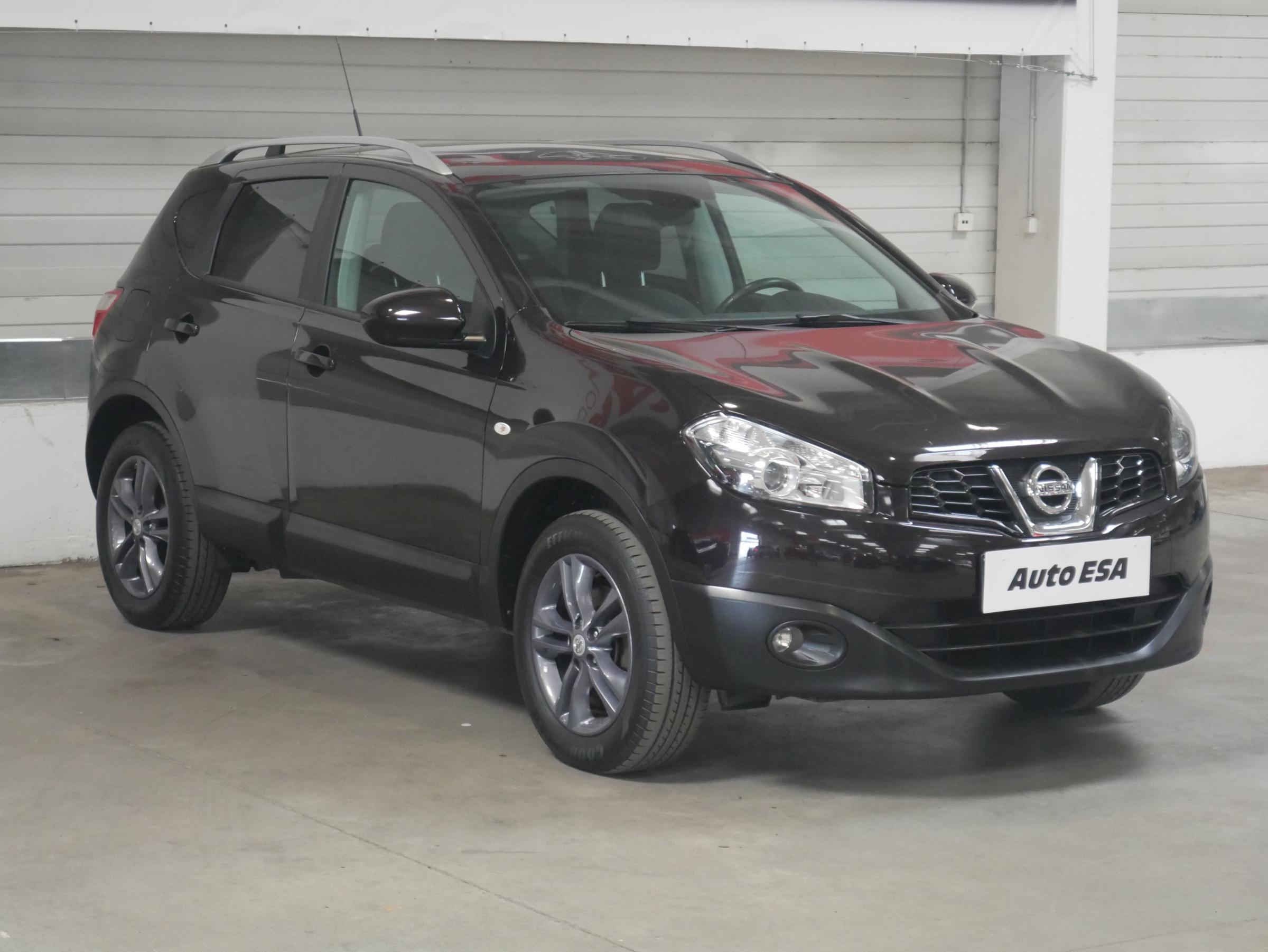 Nissan Qashqai, 2010 - celkový pohled