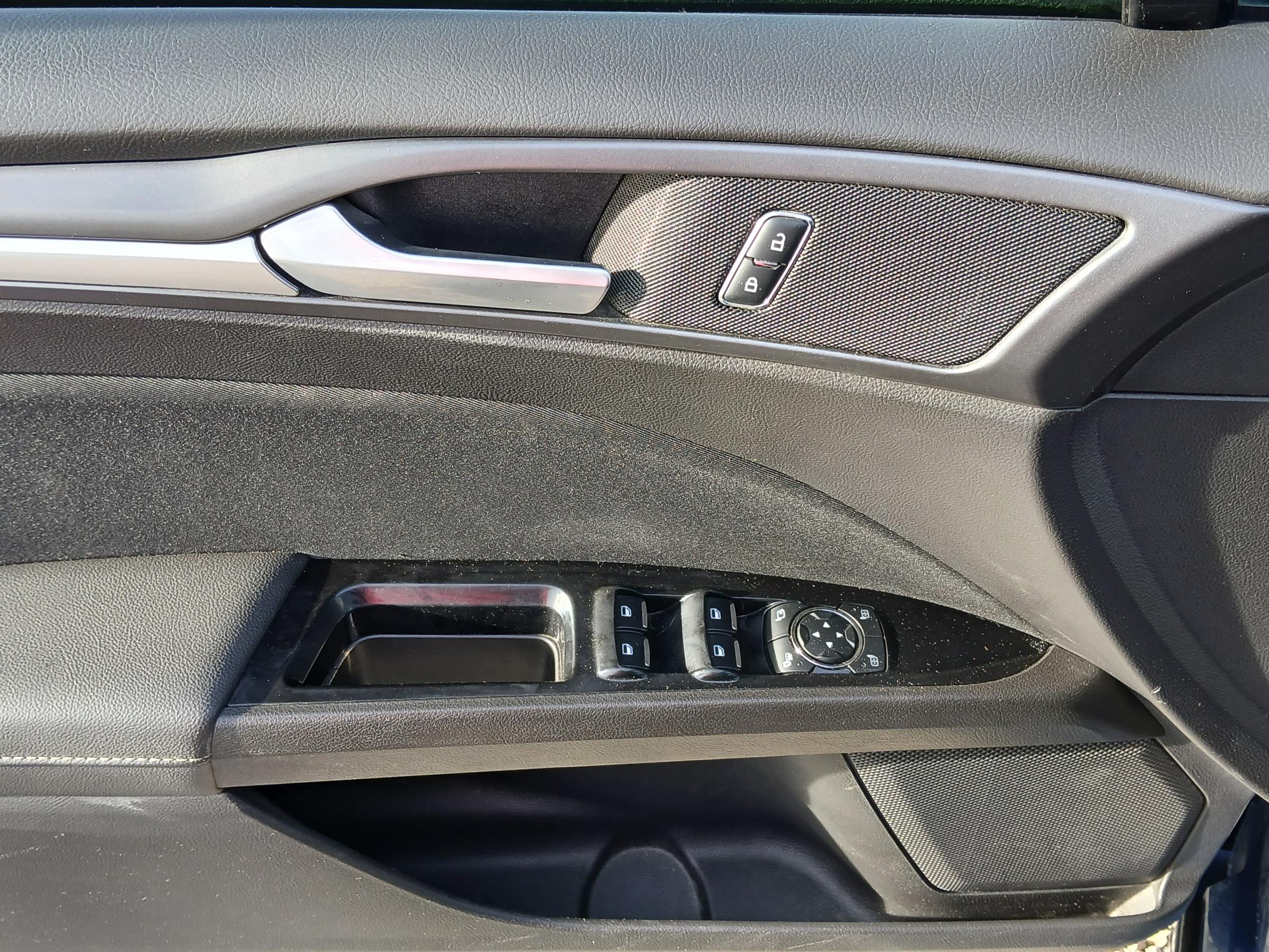 Ford Mondeo, 2015 - pohled č. 11