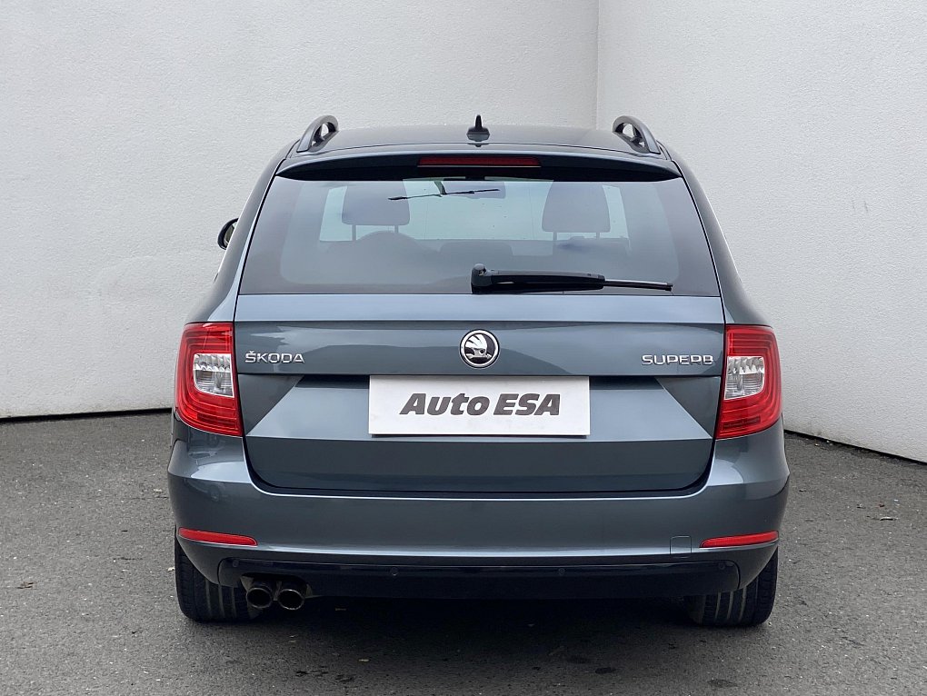 Škoda Superb II 2.0 TDi Ambition