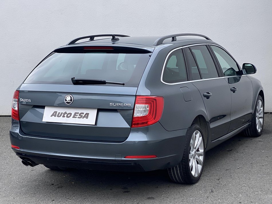 Škoda Superb II 2.0 TDi Ambition