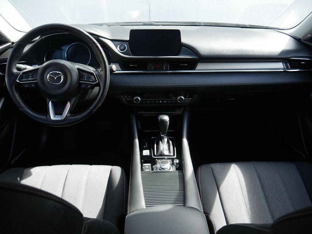 Mazda 6 2.5i 