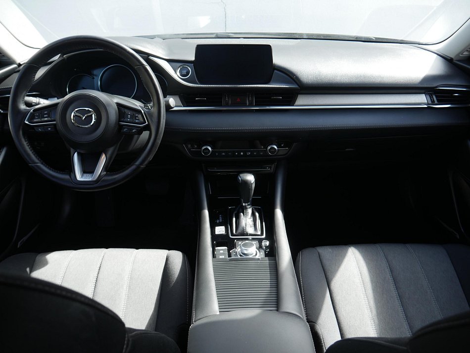 Mazda 6 2.5i 