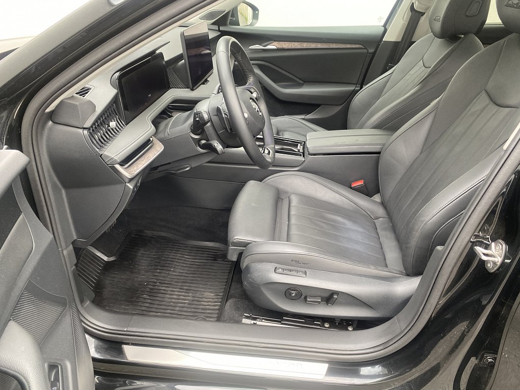 Škoda Superb IV 2.0 TDi 