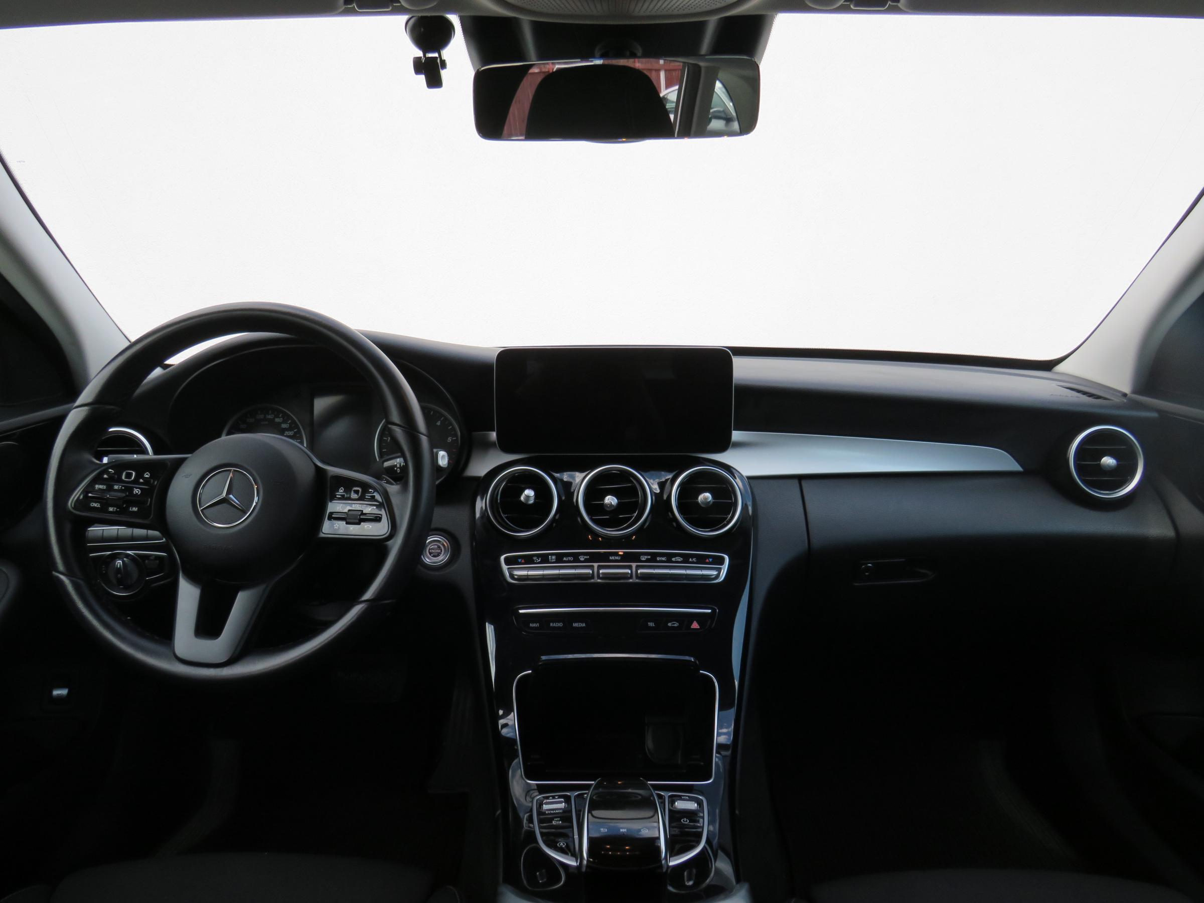 Mercedes-Benz Třída C, 2021 - pohled č. 9