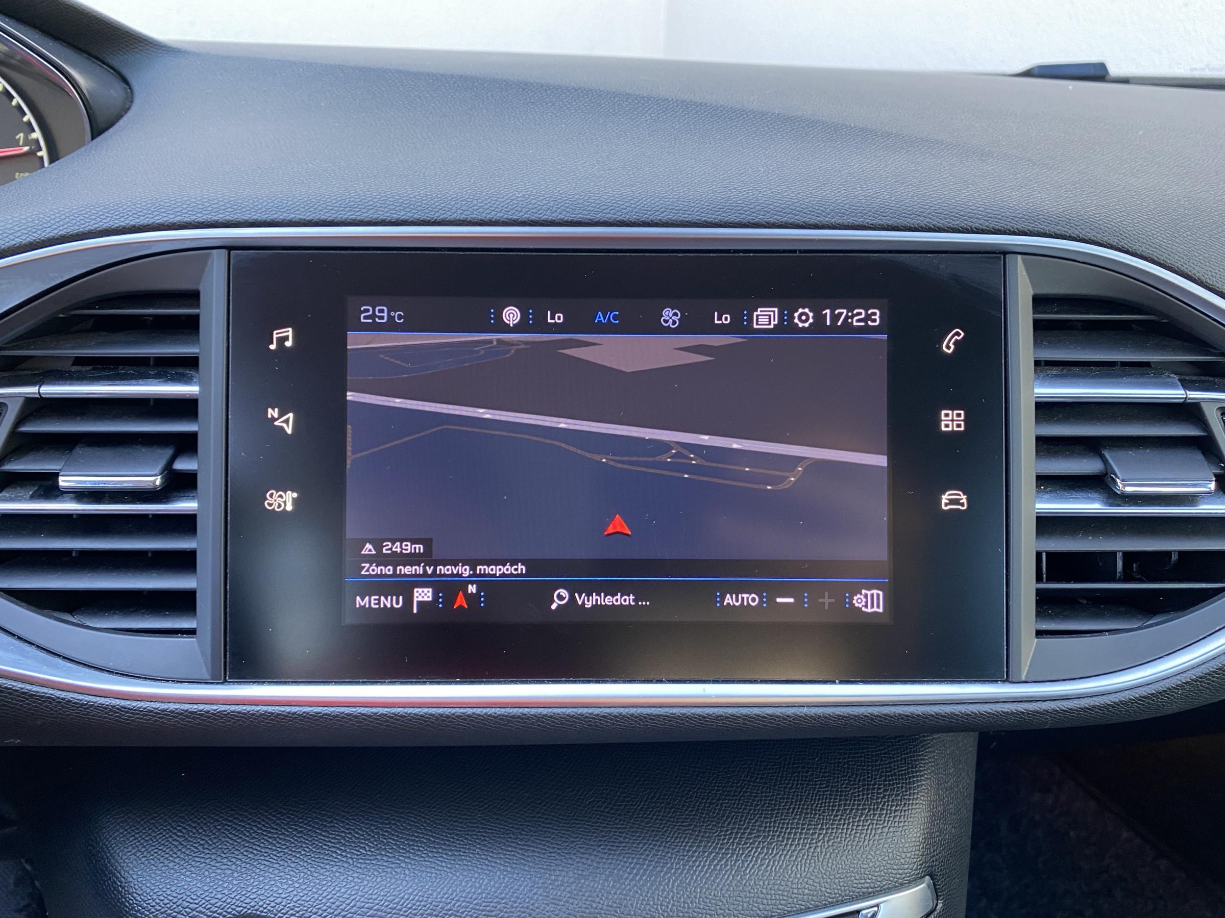 Peugeot 308, 2019 - pohled č. 11