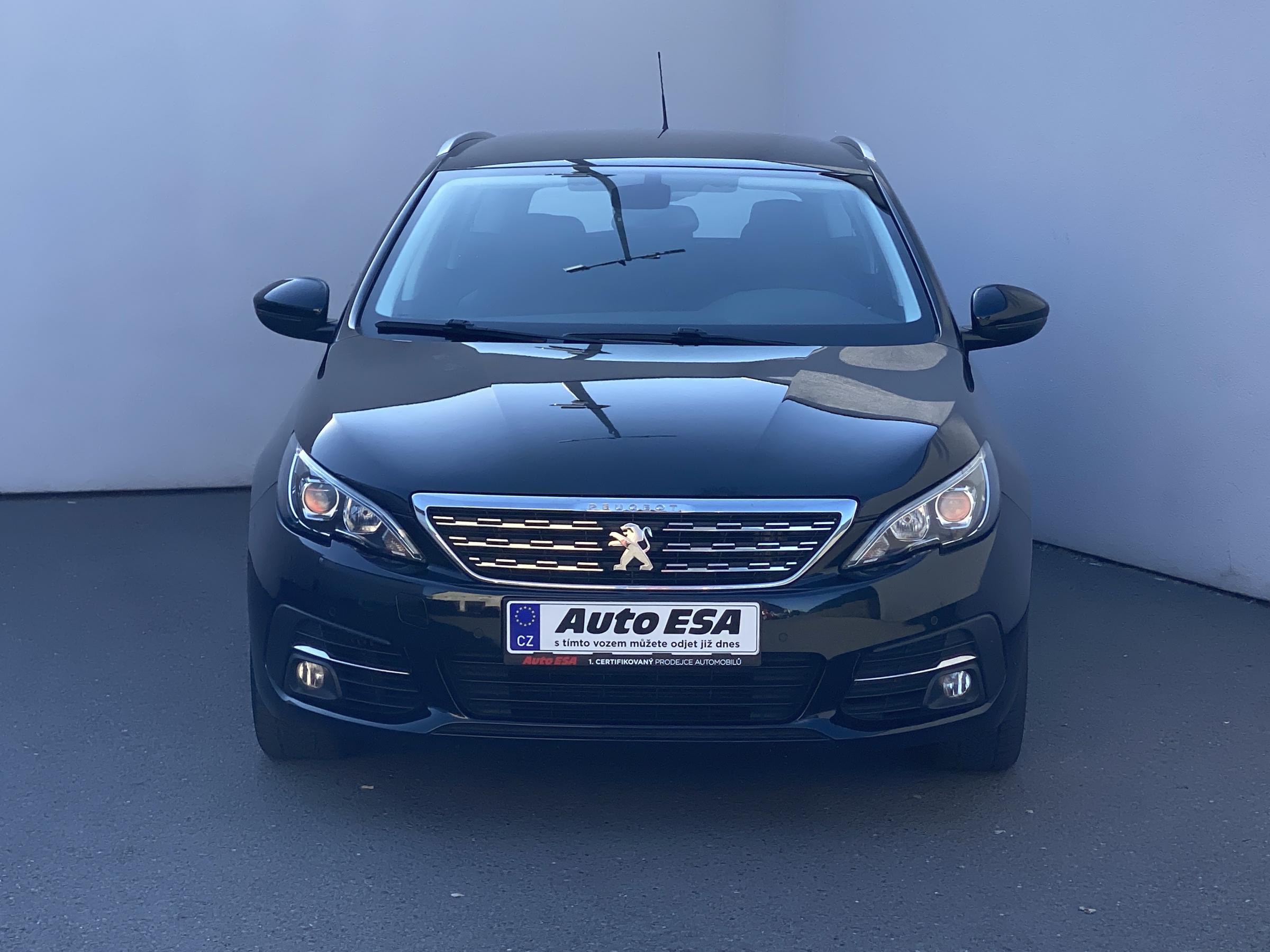 Peugeot 308, 2019 - pohled č. 2
