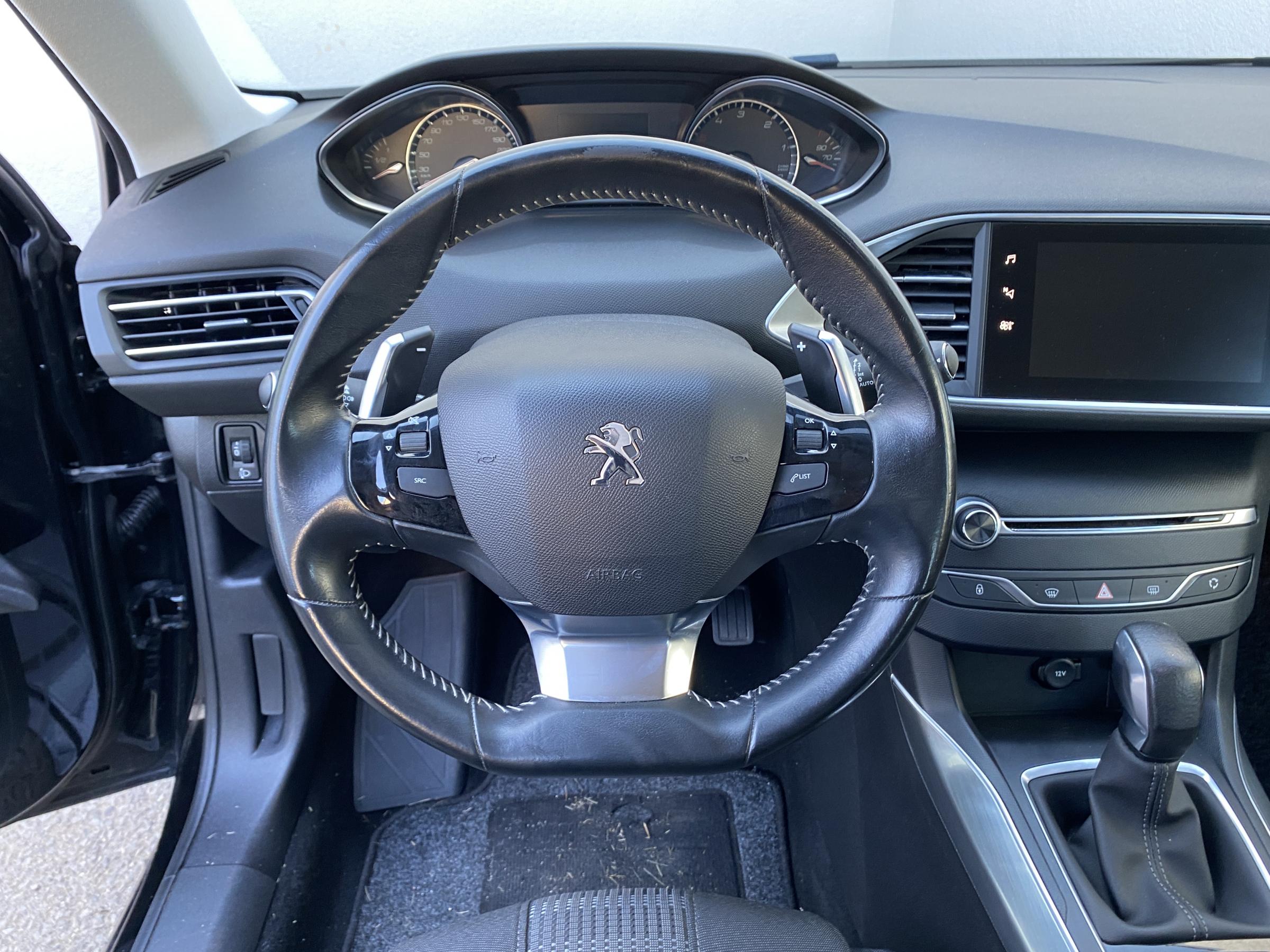 Peugeot 308, 2019 - pohled č. 9