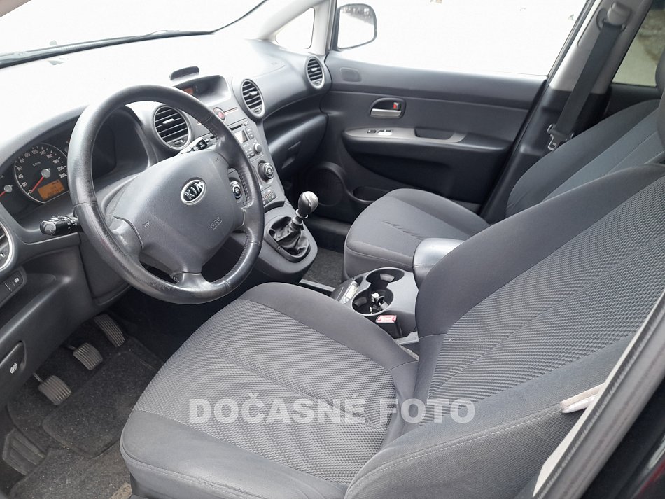 Kia Carens 2.0 