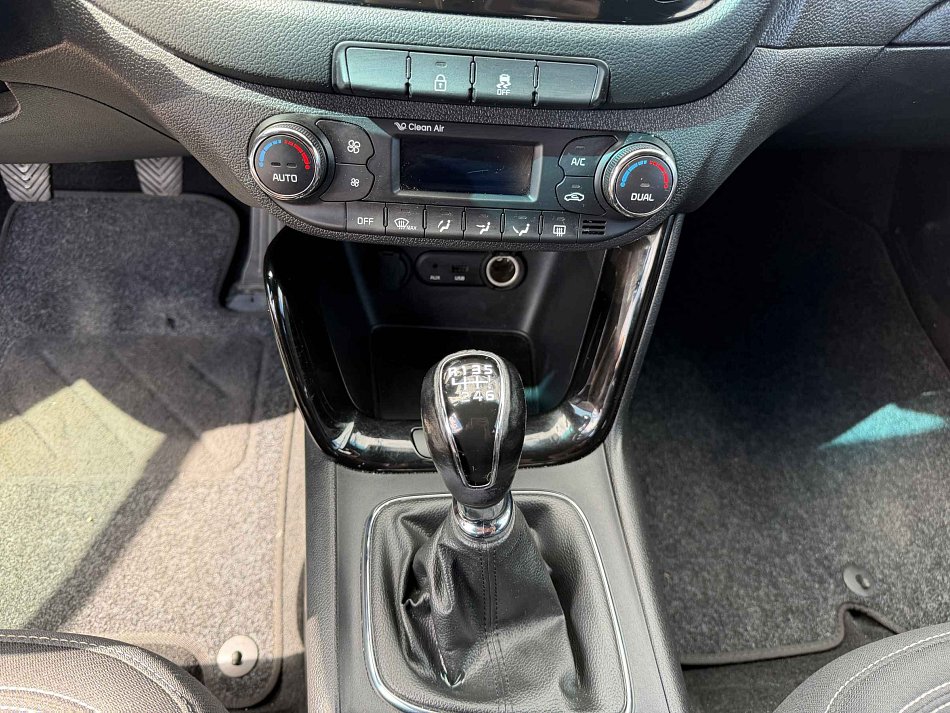 Kia Ceed 1.6GDi 