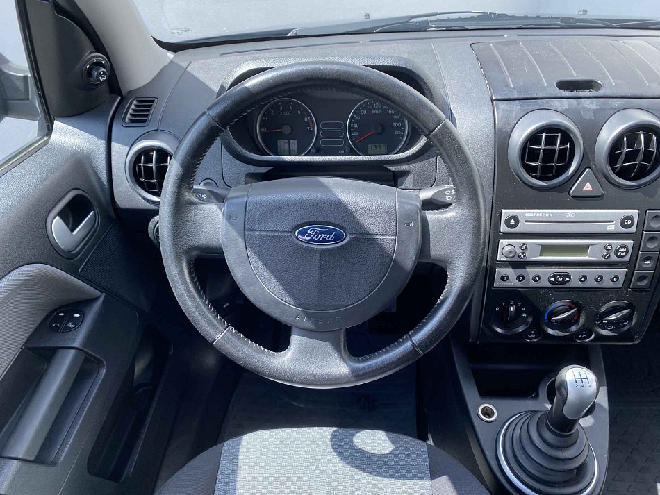 Ford Fusion 1.6i 