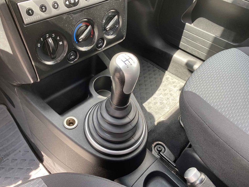 Ford Fusion 1.6i 