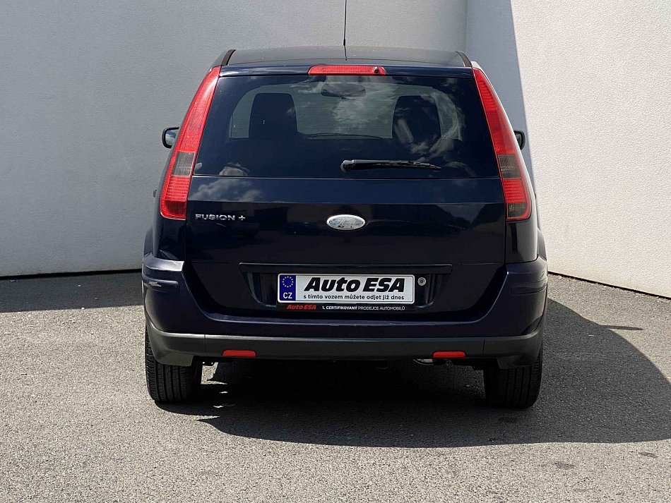 Ford Fusion 1.6i 
