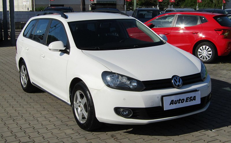 Volkswagen Golf 1.6 TDi 
