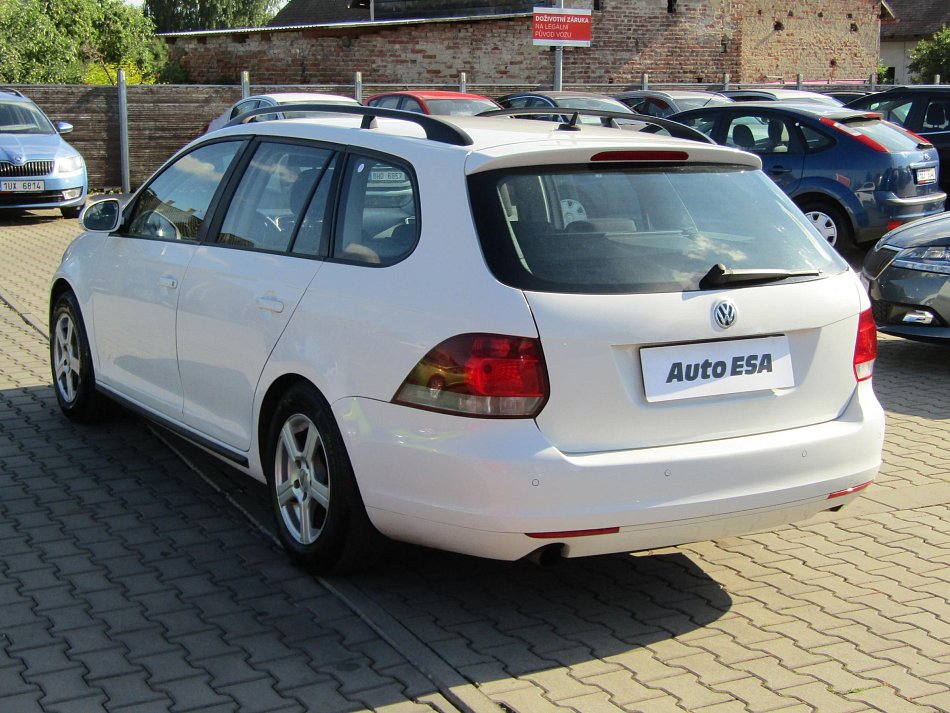 Volkswagen Golf 1.6 TDi 